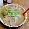 楽縁 - 豚骨煮干しラーメン、めん大盛りです。（2025.4 byジプシーくん）
