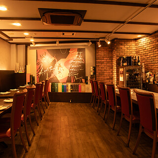 故郷の温かみ溢れる落ち着いた店内◆各種お祝い・会食にも最適