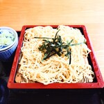 やぶ善 - 海苔が添えられた、"ざる中華"。