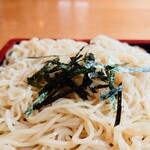 やぶ善 - 冷たいお水でしっかりと締められた、絶品"中華麺"。