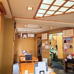 やぶ善 - 店内左奥の席。