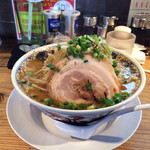 孔明 本店 - 味噌ラーメン野菜増し