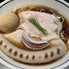 豚一頭清湯麺
