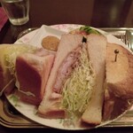 あかね珈琲館 - カツサンド