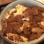 手打うどん ごんべえ - 「かつ丼」（850圓）※ミニうどんは大盛のかつ丼。