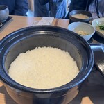 Ａpero&Patisserie acoya - 土鍋で炊かれた大野のこしひかり
