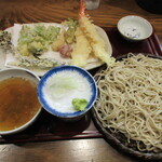 蕎麦 しらいし - 【海老と旬の野菜の天ざる　２２５０円】