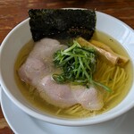 麺屋ばんだい - 鶏塩らぁ麺　950円