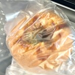 NINE BAKERY - 醤油バターパン