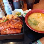 ごはん処 かつ庵 - 料理写真:タレうなかつ重(2枚)とん汁(大)セット 2,320円(税込)。