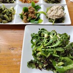 野菜食堂 - サラダ（春菊とひじき入り）