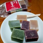 増田の小城羊羹本家 - 料理写真:昔風手造り増田の小城羊羹(一口サイズ)