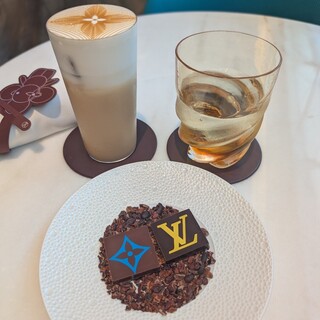 口コミ一覧 : ル・カフェ・ヴィー （LE CAFE V） - 銀座/カフェ [食べログ]