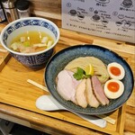 ハちゃんラーメン - 
