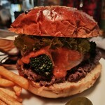 Whisky Burgers Bar - バーガーのアップ