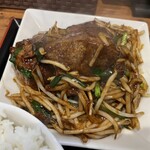 中華ダイニング 多礼 - こしじポークの厚切りレバニラ