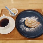 CUMIN - 蘋果派+熱咖啡