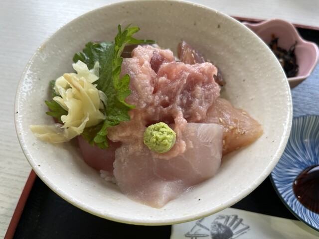 塩釜海の駅（しおがまうみのえき） - 東塩釜（海鮮）の写真