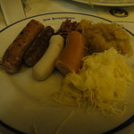 ZUM FRANZISKANER - ソーセージの盛り合わせ