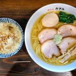 鶏そば カヲル - 料理写真:鶏そば塩全部のせの大盛り、チーズご飯のチーズ増し増し(1.5倍)