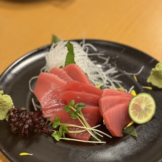 まぐろ問屋の孫が仕入れる！新鮮なホンマグロの刺身は絶品◎