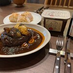 Osteria Splende - 大洲の巽味噌を用いた煮込みハンバーグ