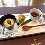 トゥ・ラ・ジョア イズム - 