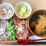 イカ恋食堂 ごはん亭 - イカ恋ニク恋重