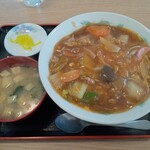 市役所食堂 鳥栖飯店 - 中華丼(みそ汁・漬物付き)