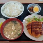 市役所食堂 鳥栖飯店 - 日替定食(チキンカツ)