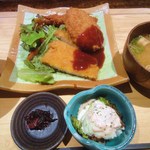 月寅 - 日替り（ミックスフライ定食）