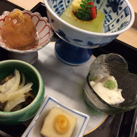 赤坂 ひかわ - 八寸：とうがん・黄にらのさつま揚げ・豆腐・ししゃもの南蛮漬け・じゃがいもの生麩