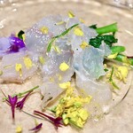 波へい - 三重県産天然平目の昆布〆め ゆず風味 菜花添え