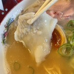 大正軒ラーメン - ワンタンも入ってる