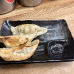 せい家 - 餃子3個