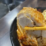 旨辛タンメン 荒木屋 - チャーシューアップ