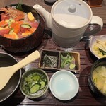 大衆割烹樋口 - 