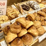 ブレヴァン - ヤドカリみたいな形のパン可愛い♡ 今度買うね