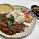 香織る - 週変わりカレーのダルバート