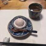 酒肴 新屋敷 - 桜のアイス