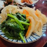 昭和焼肉 かたの - ナムル