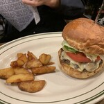 マンチズ バーガー シャック - 