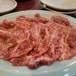 昭和焼肉 かたの - ★★ツラミ