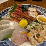 すたんど割烹 みなぐち - 刺身の盛合せ