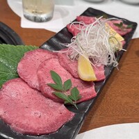 松阪牛炭火焼肉 東海亭 - 