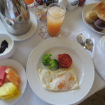 THE WESTIN RESORT GUAM - ルームサービスでのモーニング