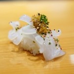 天寿し - 赤烏賊に赤雲丹・とびこ・錦胡麻