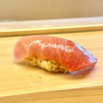 鮨おばな - ちょい熟成の大トロ