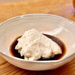 鮨おばな - 新作の自家製黒蜜の葛ミルクデザート　美味しいなぁ