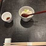 玉笑 - 茶豆の豆腐と湯葉